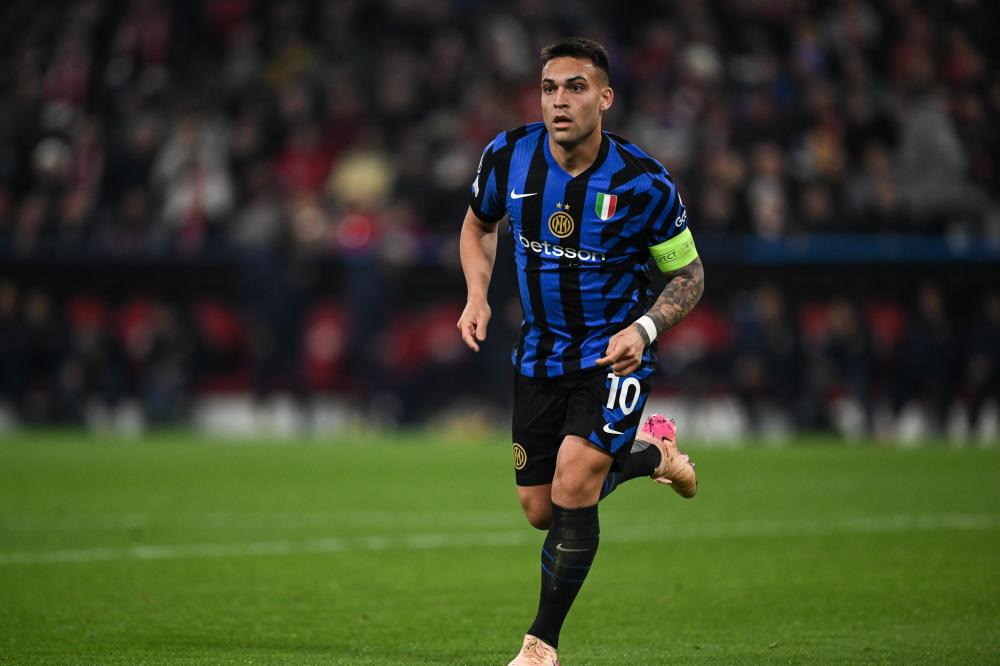 期间屡见不 期间屡见不